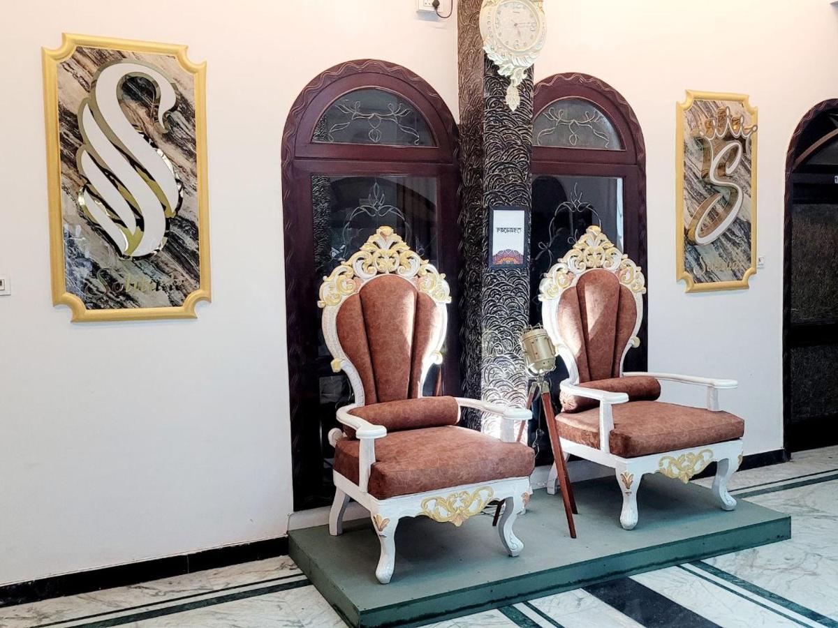 Solitude, The Boutique Hotel Халдвані Екстер'єр фото